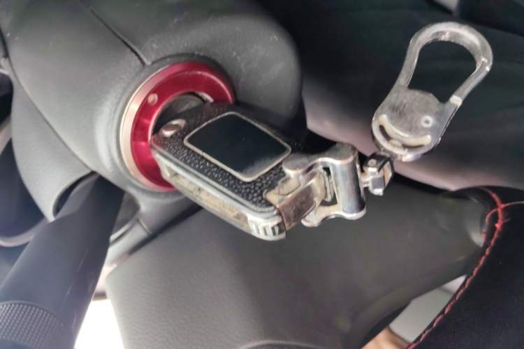 Used Chevrolet Cruze 2013 1.6L SE MT Vehicle Key
