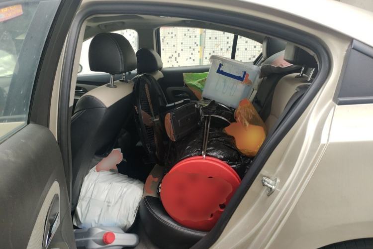 Used Chevrolet Cruze 2013 1.8L SE AT Left Rear Seat