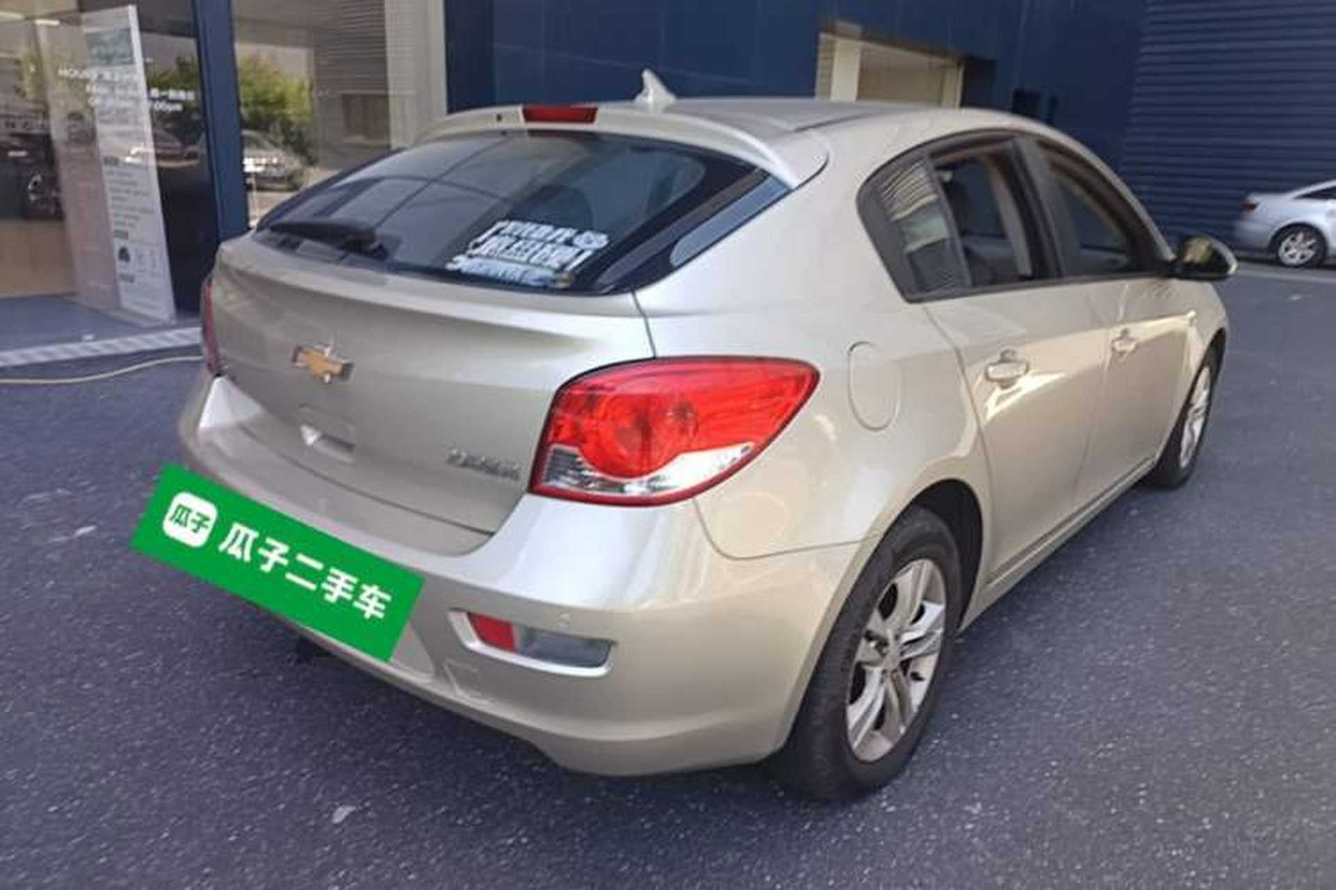 Used Chevrolet Cruze 2013 Hatchback 1.6L Automatic Luxury Model Rear Right 45 Deg