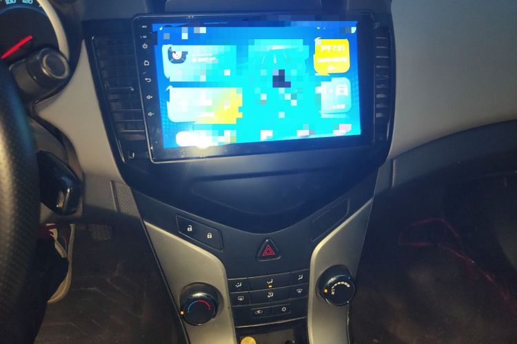 Used Chevrolet Cruze 2013 1.6L SL MT Audio And AC Panel
