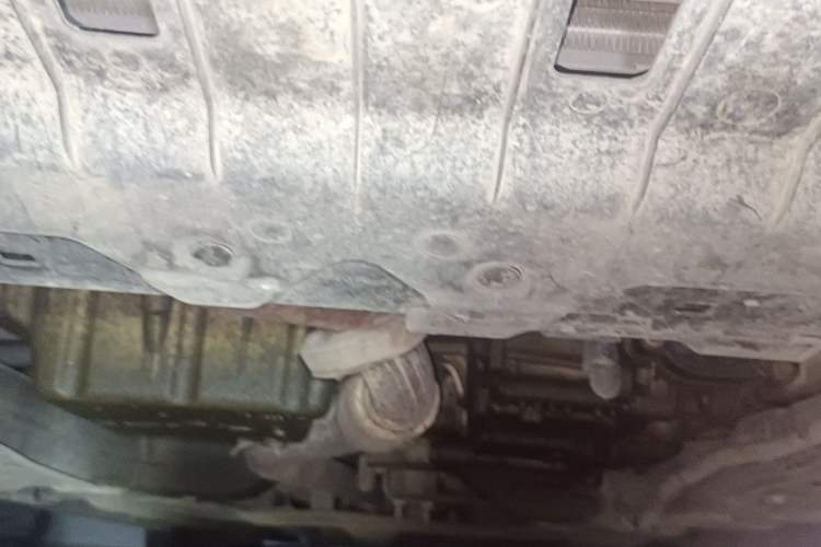 Used Chevrolet Cruze 2013 1.8L SE AT Chassis Front