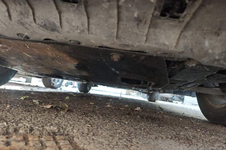 Used Chevrolet Cruze 2013 1.6L SE MT Chassis Front