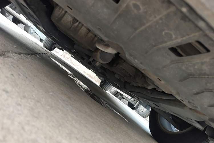 Used Chevrolet Cruze 2013 1.8L SE AT Chassis Front