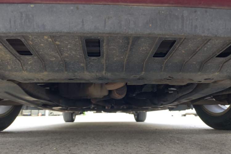 Used Chevrolet Cruze 2013 1.6L SE MT Chassis Front