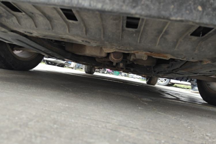 Used Chevrolet Cruze 2013 1.6L SE MT Chassis Front