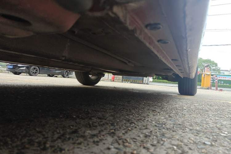 Used Chevrolet Cruze 2013 1.6L SE MT Chassis Front Left