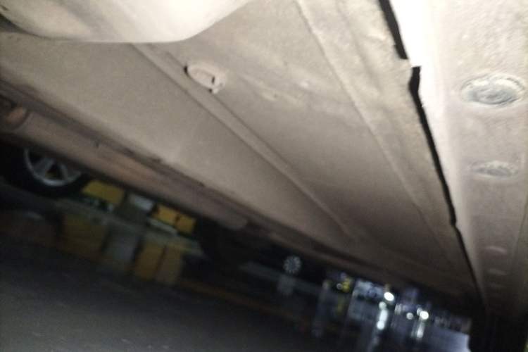 Used Chevrolet Cruze 2013 Hatchback 1.6L Automatic Luxury Model Chassis Front Left