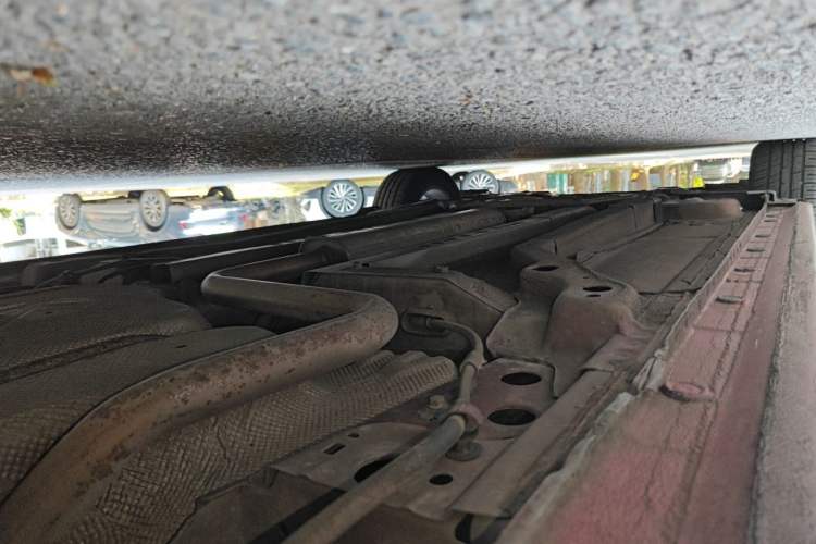 Used Chevrolet Cruze 2013 1.6L SE MT Chassis Front Left