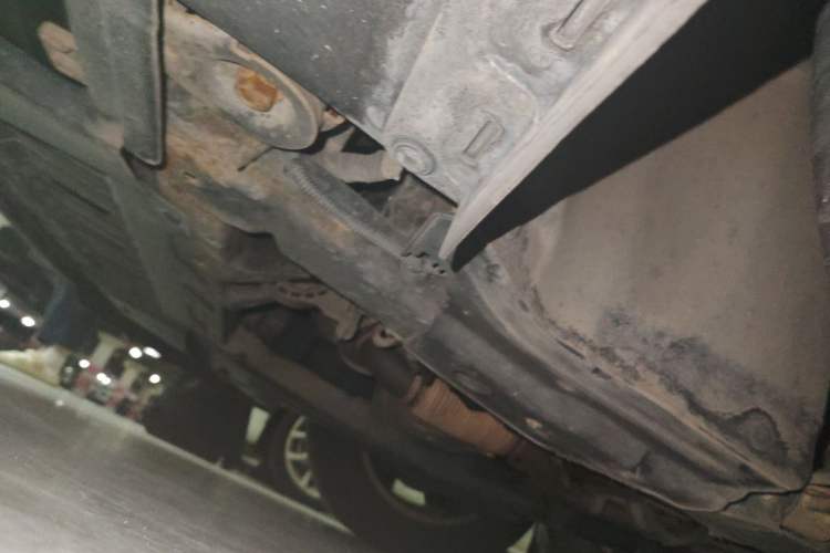 Used Chevrolet Cruze 2013 1.6L SE AT Chassis Front Left
