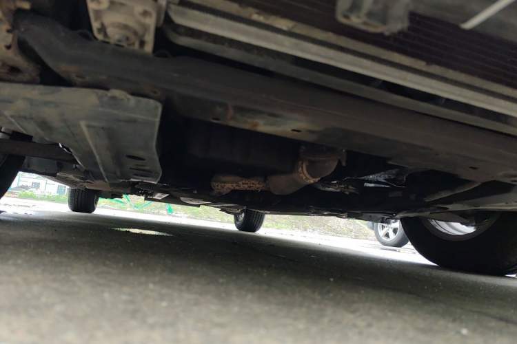 Used Chevrolet Cruze 2013 1.6L SL MT Chassis Front