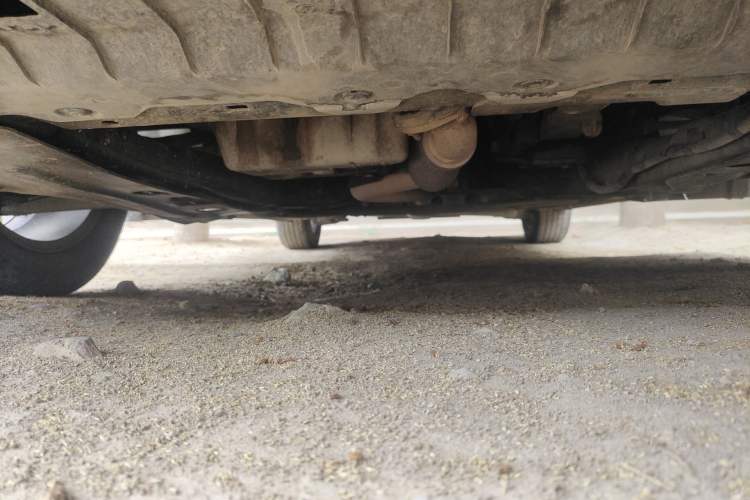 Used Chevrolet Cruze 2013 1.6L SE MT Chassis Front