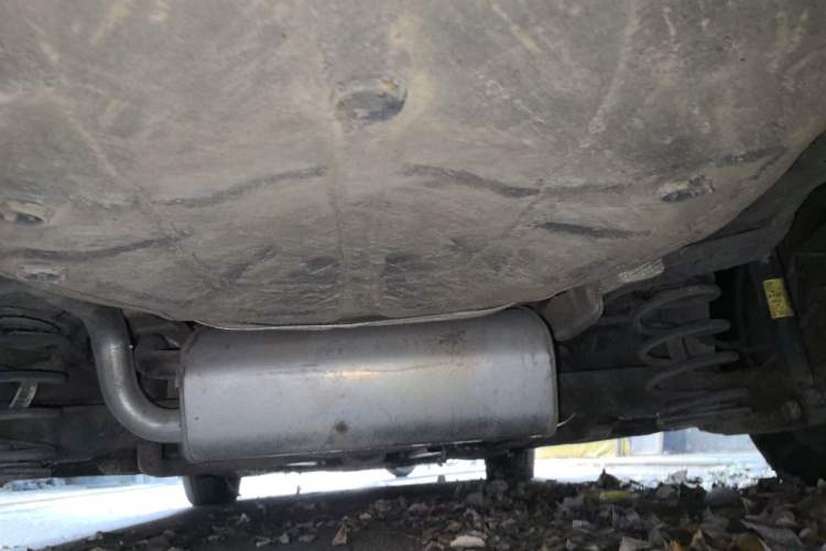Used Chevrolet Cruze 2013 1.6L SL Sunroof Edition MT Chassis Rear