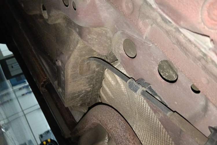 Used Chevrolet Cruze 2013 1.6L SL MT Chassis Rear Left