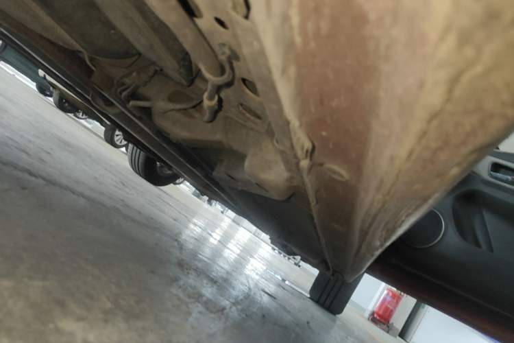 Used Chevrolet Cruze 2013 1.8L SE AT Chassis Rear Right