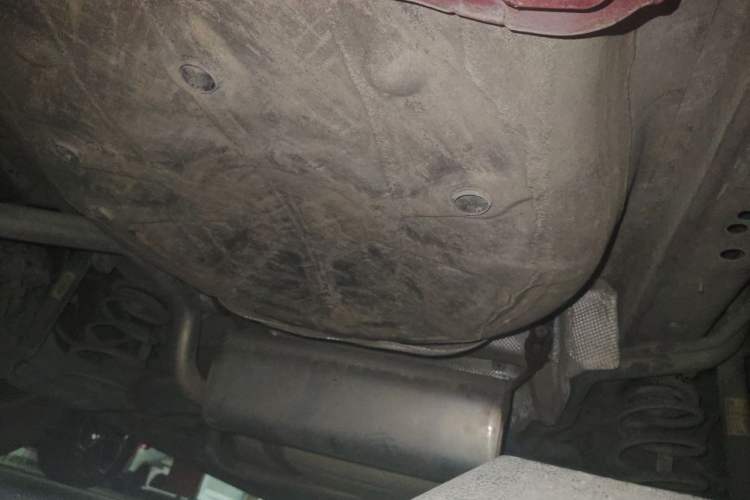 Used Chevrolet Cruze 2013 1.6L SE AT Chassis Rear