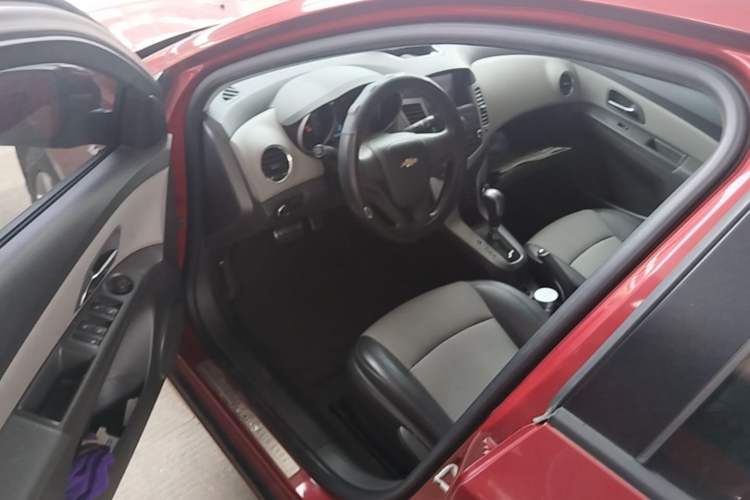 Used Chevrolet Cruze 2013 1.6L SL Grand Edition Automatic Driver Seat