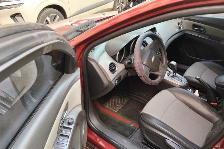 Used Chevrolet Cruze 2013 1.6L SL Grand Edition Automatic Driver Seat