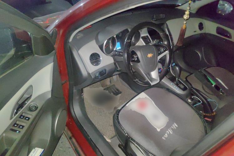 Used Chevrolet Cruze 2013 1.8L SE WTCC Edition AT Driver Seat