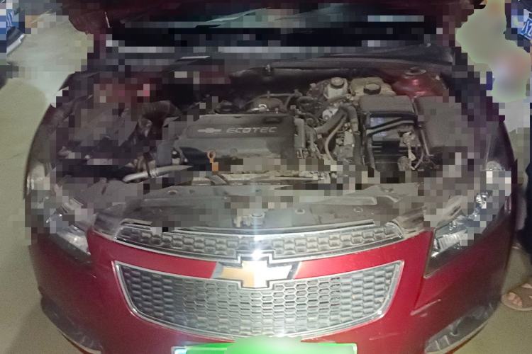 Used Chevrolet Cruze 2013 1.8L SE AT Engine Bay