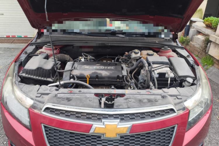 Used Chevrolet Cruze 2013 1.8L SE AT Engine Bay