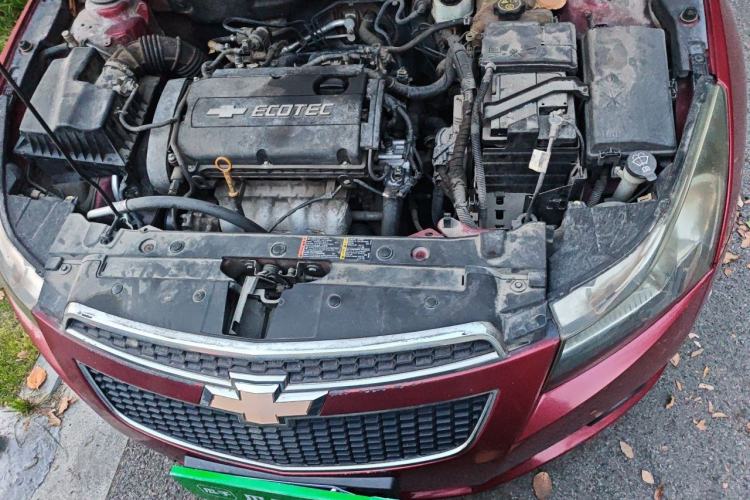 Used Chevrolet Cruze 2013 1.6L SE MT Engine Bay