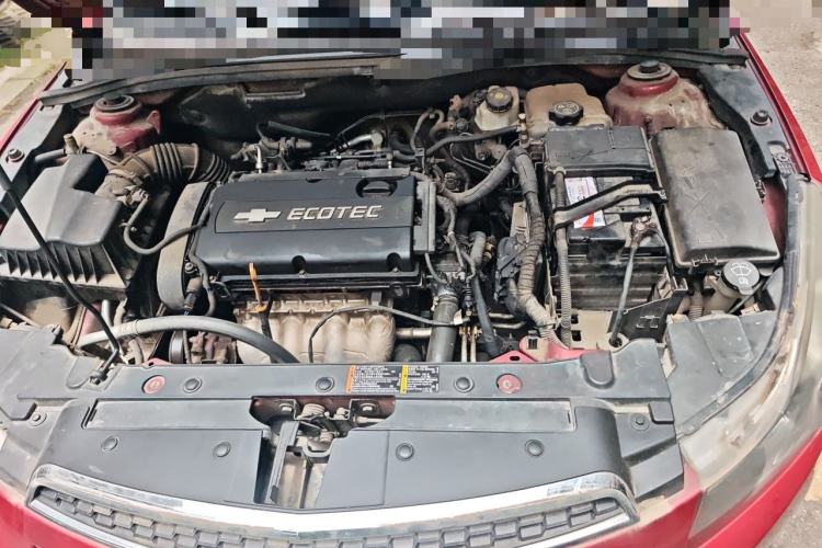 Used Chevrolet Cruze 2013 1.8L SE AT Engine Bay