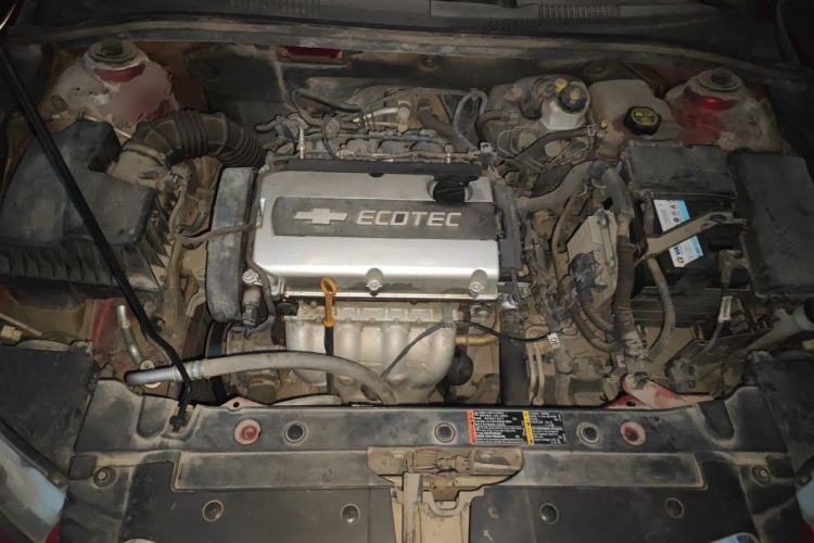 Used Chevrolet Cruze 2013 1.8L SE AT Engine Bay