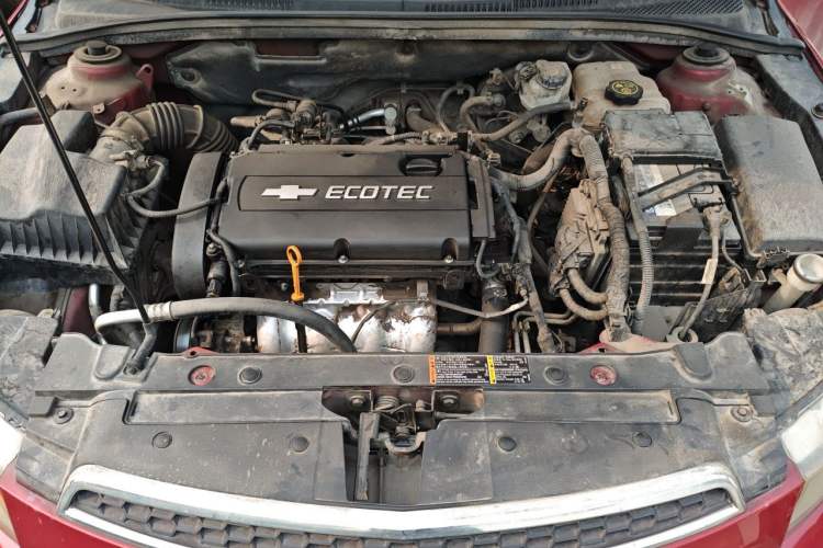 Used Chevrolet Cruze 2013 1.6L SE AT Engine Bay