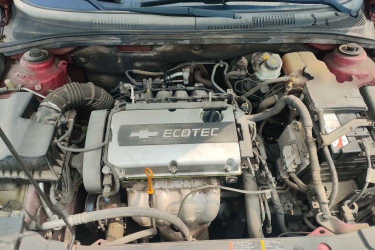 Used Chevrolet Cruze 2013 1.8L SE AT Engine Bay