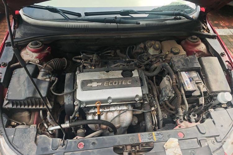 Used Chevrolet Cruze 2013 Hatchback 1.6L Automatic Luxury Model Engine Bay