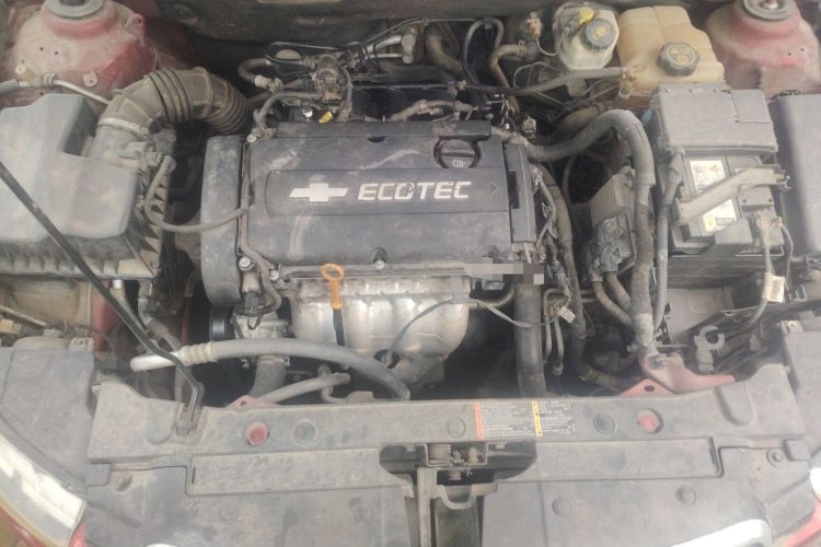 Used Chevrolet Cruze 2013 Hatchback 1.6L Automatic Luxury Model Engine Bay
