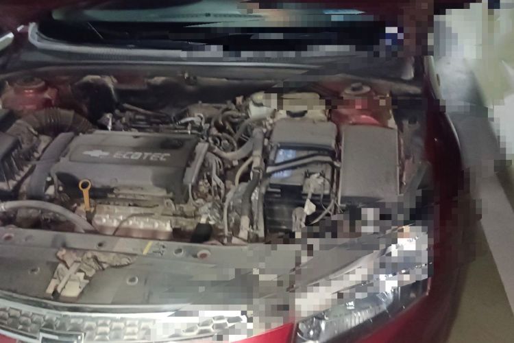 Used Chevrolet Cruze 2013 1.8L SE AT Engine Bay Left
