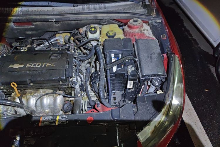 Used Chevrolet Cruze 2013 1.6L SE AT Engine Bay Left
