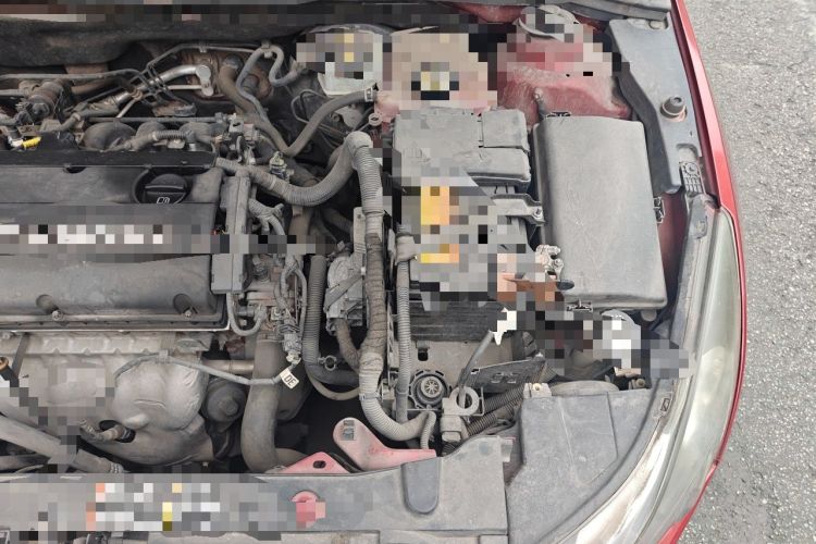 Used Chevrolet Cruze 2013 1.6L SE MT Engine Bay Left