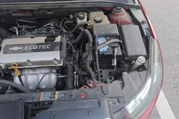 Used Chevrolet Cruze 2013 1.8L SE AT Engine Bay Left