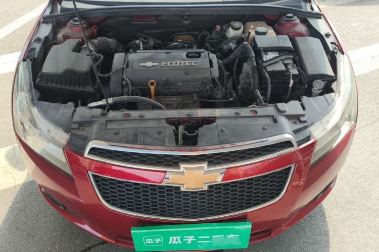 Used Chevrolet Cruze 2013 1.8L SE AT Engine Bay