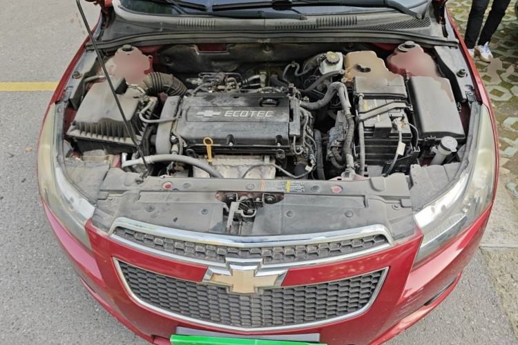 Used Chevrolet Cruze 2013 1.6L SE MT Engine Bay