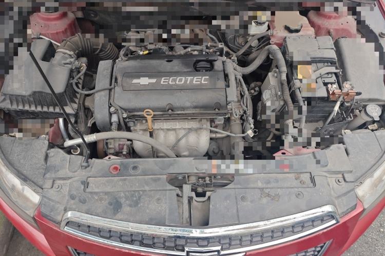 Used Chevrolet Cruze 2013 1.6L SE MT Engine Bay