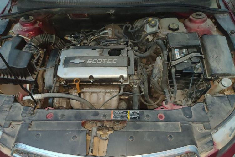 Used Chevrolet Cruze 2013 1.6L SL MT Engine Bay