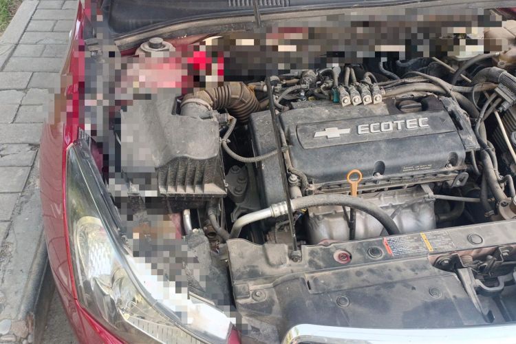 Used Chevrolet Cruze 2013 1.6L SE MT Engine Bay Right