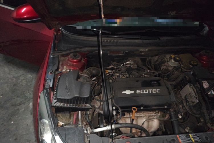 Used Chevrolet Cruze 2013 1.6L SL MT Engine Bay Right