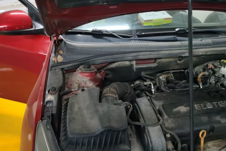Used Chevrolet Cruze 2013 1.8L SX AT Engine Bay Right