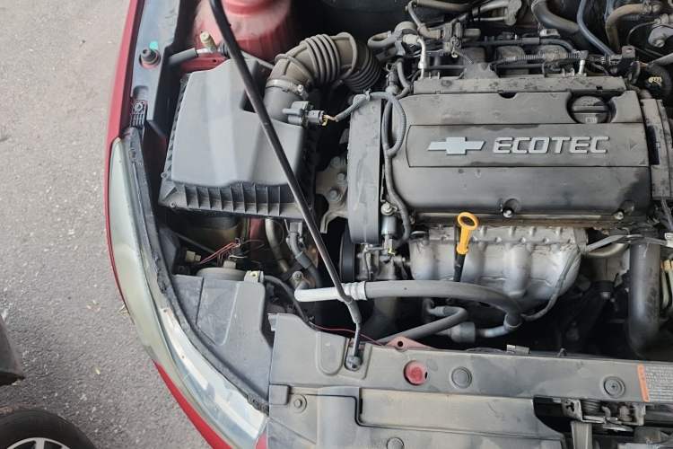 Used Chevrolet Cruze 2013 1.8L SE AT Engine Bay Right