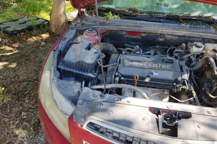 Used Chevrolet Cruze 2013 1.6L SE AT Engine Bay Right