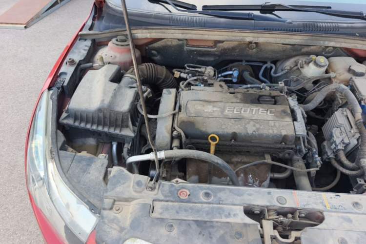 Used Chevrolet Cruze 2013 1.6L SE MT Engine Bay Right