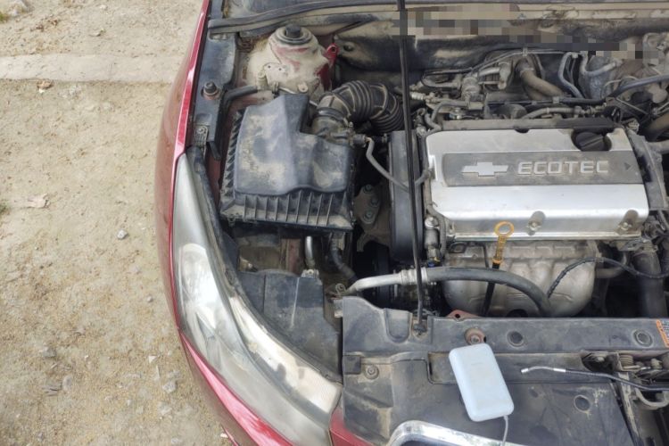 Used Chevrolet Cruze 2013 1.6L SE MT Engine Bay Right