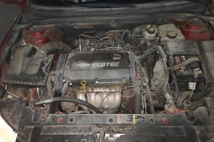 Used Chevrolet Cruze 2013 1.8L SE AT Engine Bay