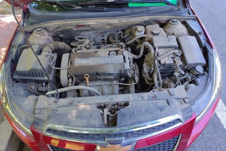 Used Chevrolet Cruze 2013 1.6L SL MT Engine Bay