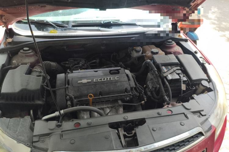 Used Chevrolet Cruze 2013 1.6L SE MT Engine Bay