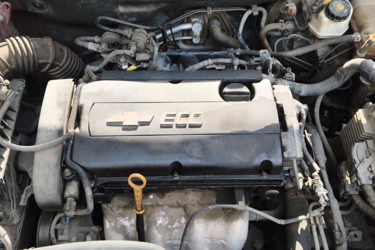 Used Chevrolet Cruze 2013 Hatchback 1.6L Automatic Luxury Model Engine Bay